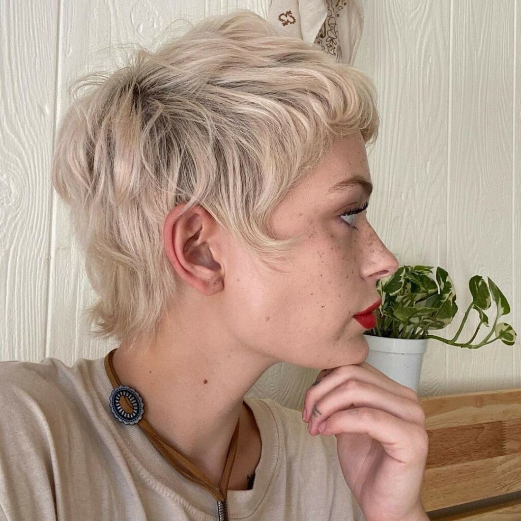 Pixie hair cut